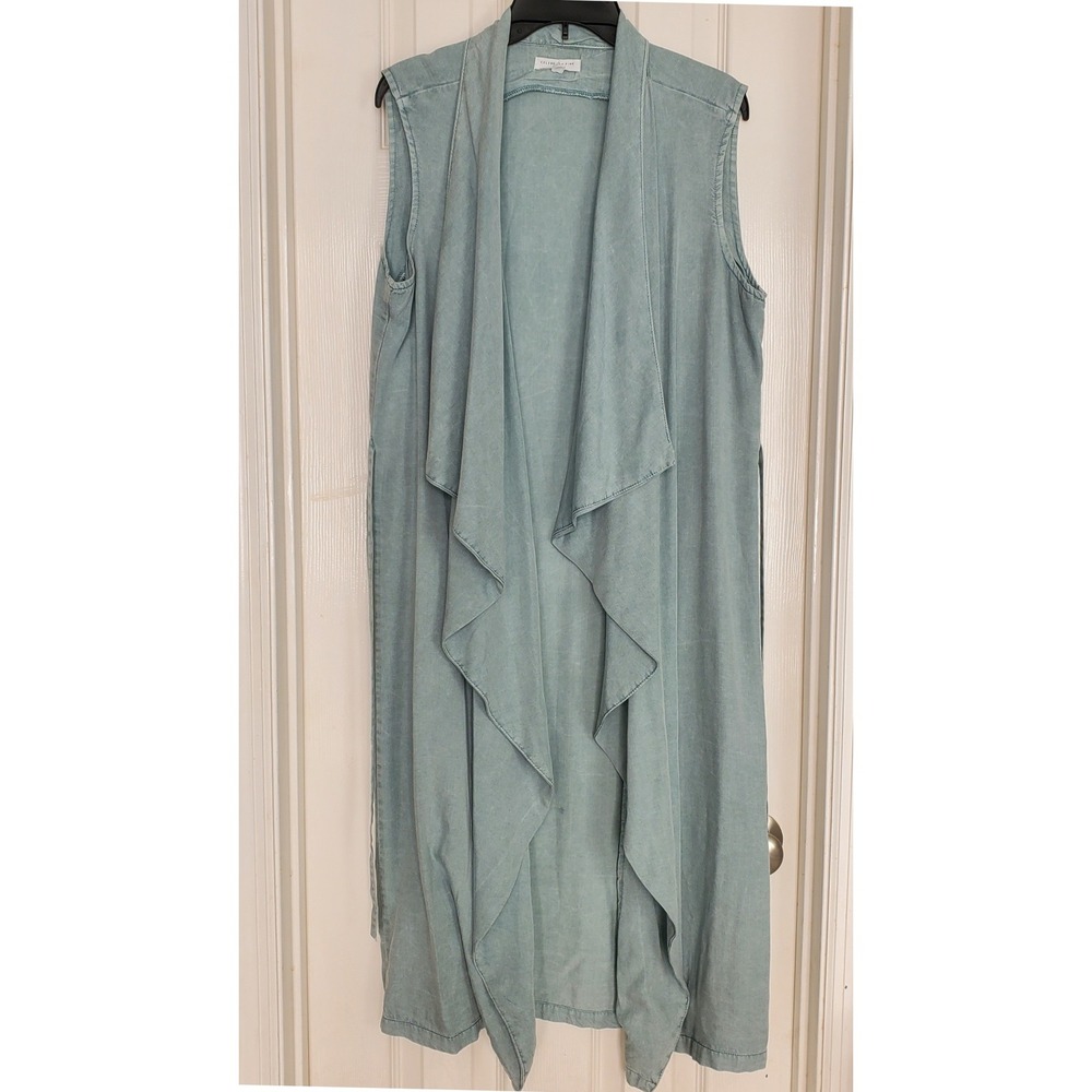 Celebrity‎ Pink Women's M Light Blue Tencel Sleeveless Duster Vest